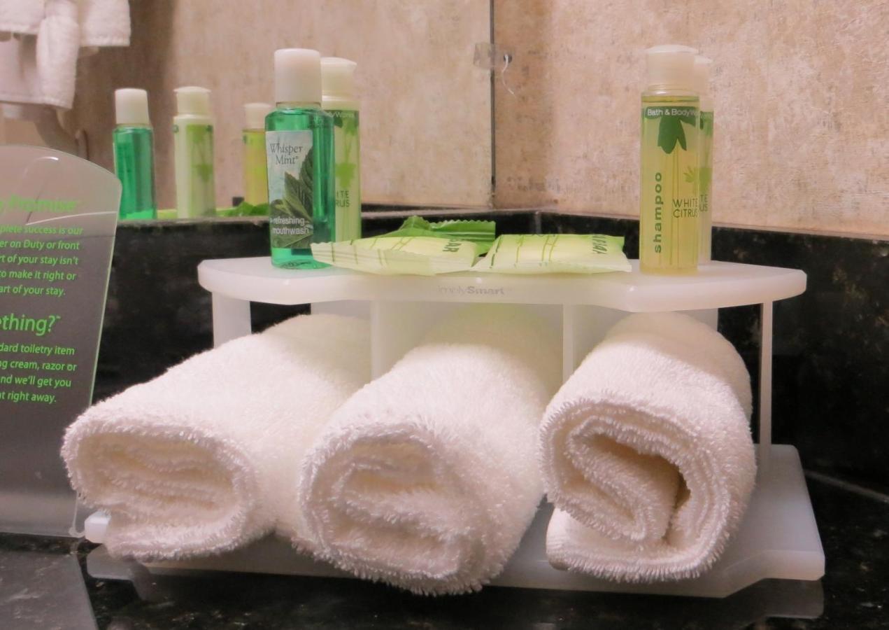 Holiday Inn Express Hotel & Suites San Dimas By Ihg Oda fotoğraf