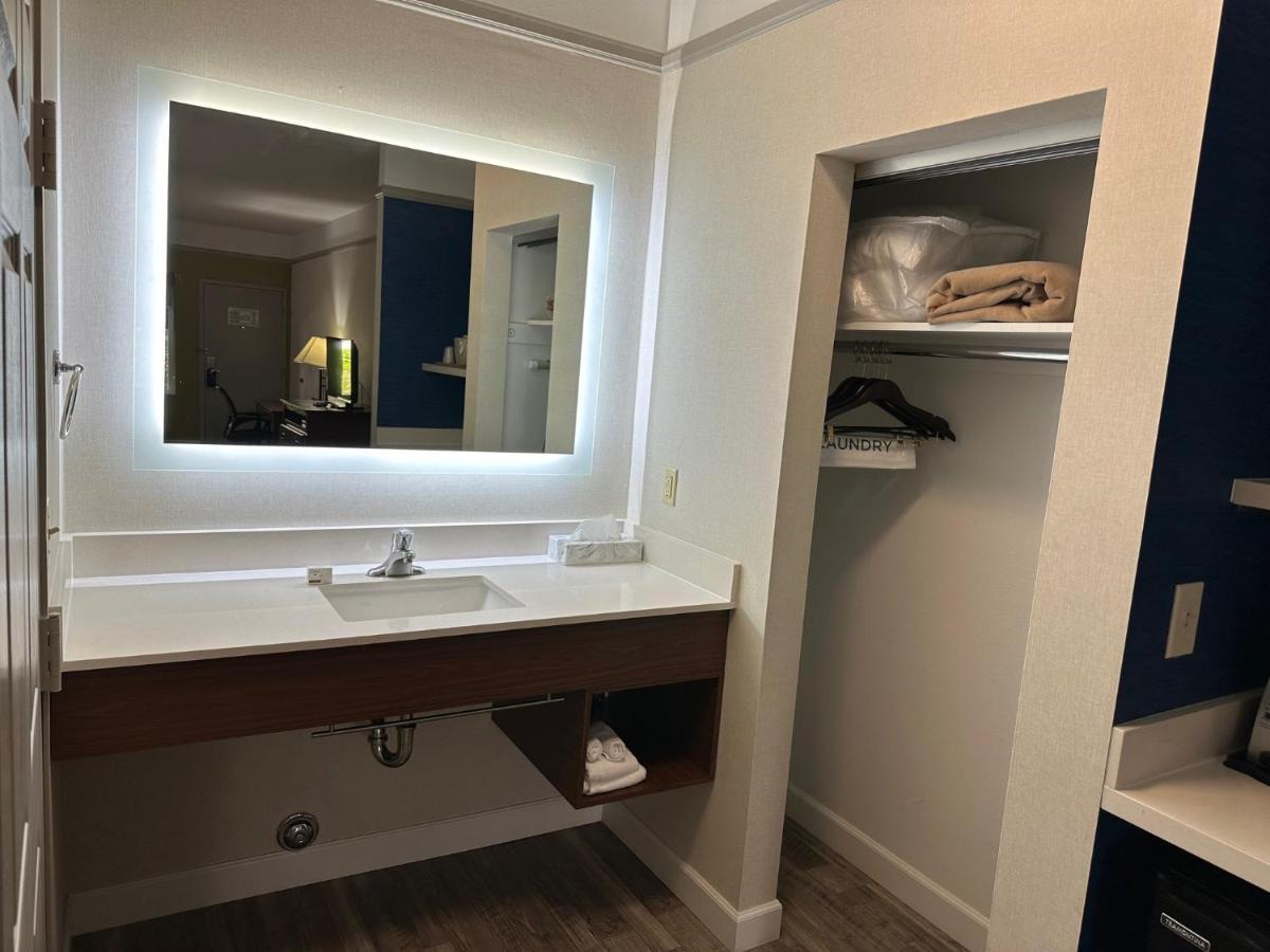 Holiday Inn Express Hotel & Suites San Dimas By Ihg Dış mekan fotoğraf
