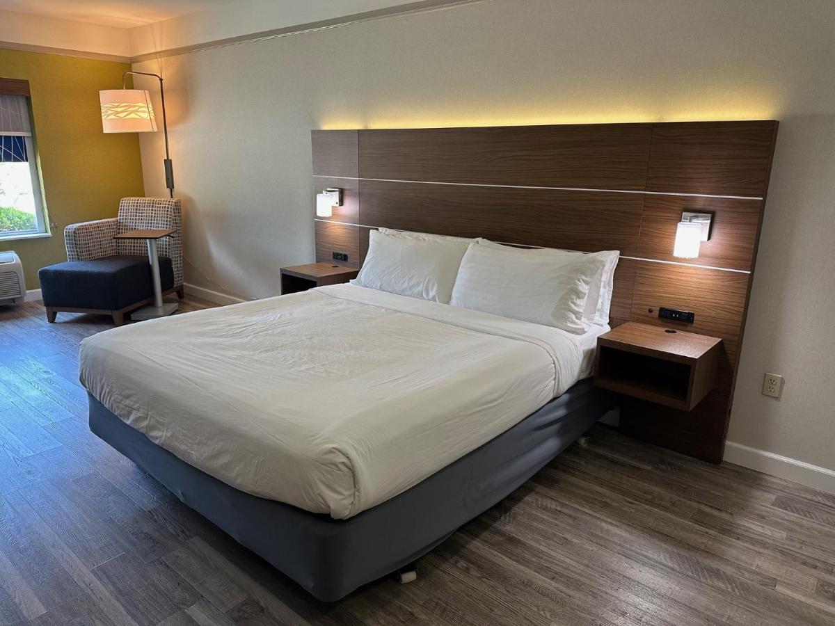 Holiday Inn Express Hotel & Suites San Dimas By Ihg Dış mekan fotoğraf