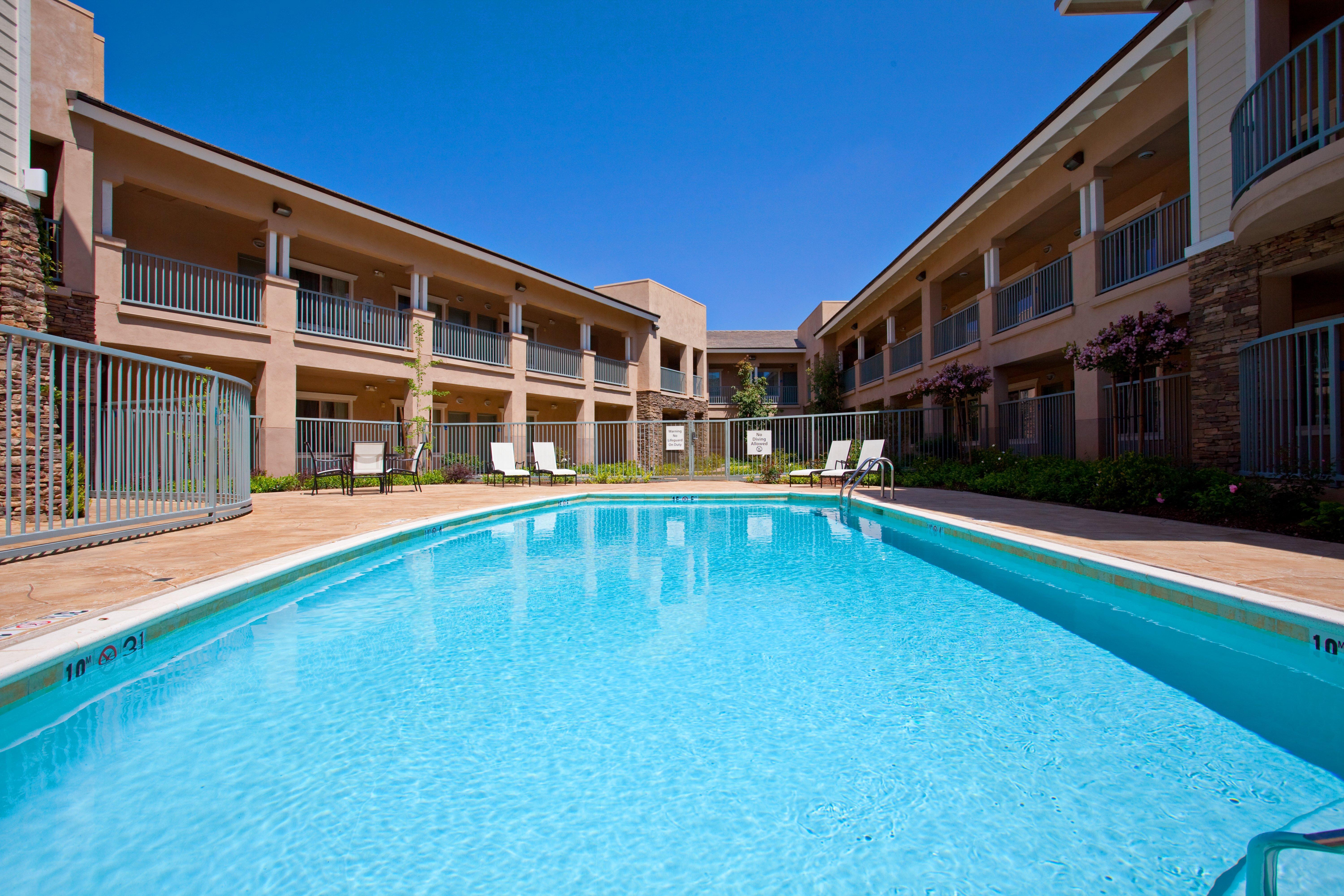 Holiday Inn Express Hotel & Suites San Dimas By Ihg Dış mekan fotoğraf