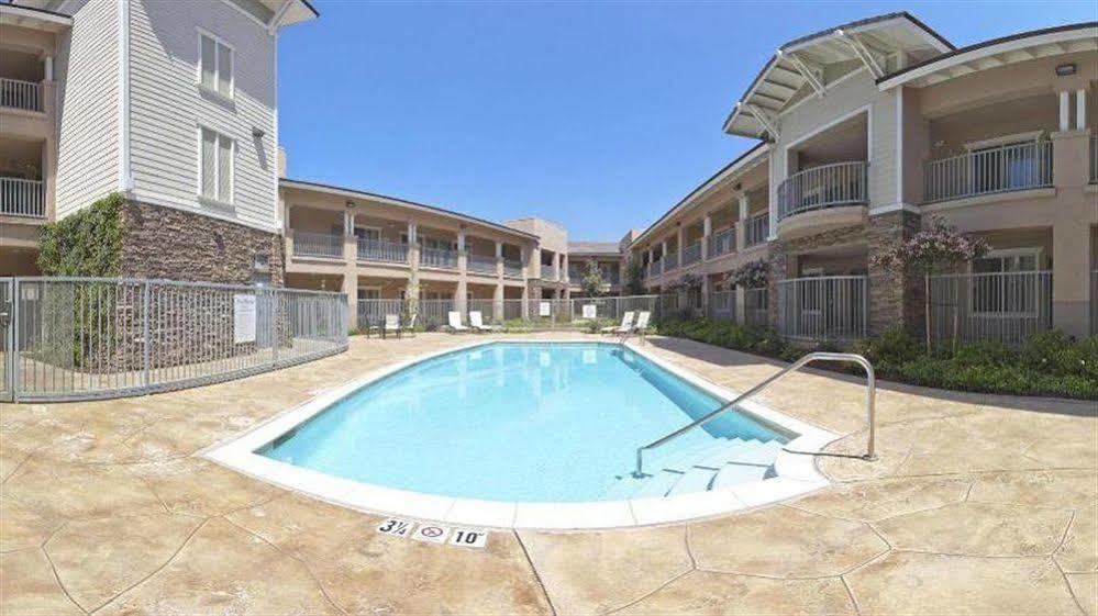 Holiday Inn Express Hotel & Suites San Dimas By Ihg Dış mekan fotoğraf